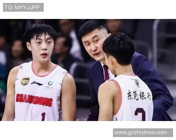 广东队与吉林队激战正酣徐杰胡明轩携手出击杜锋誓言保住第六名